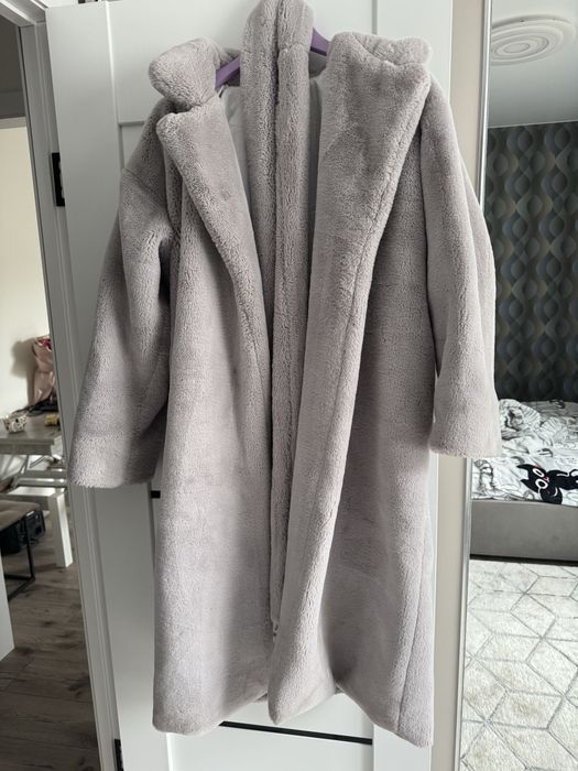 Продам шубу штучну