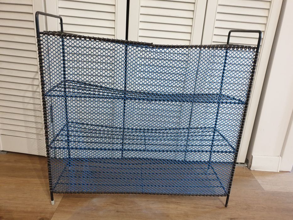 Metalowa półka na buty PRL loft pleciona industrial vintage