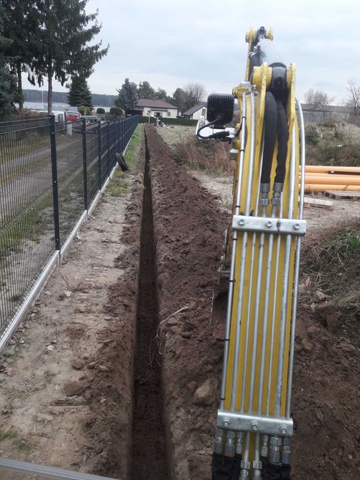 koparka przyłącza wodne przewierty przebicia przeciski kretem