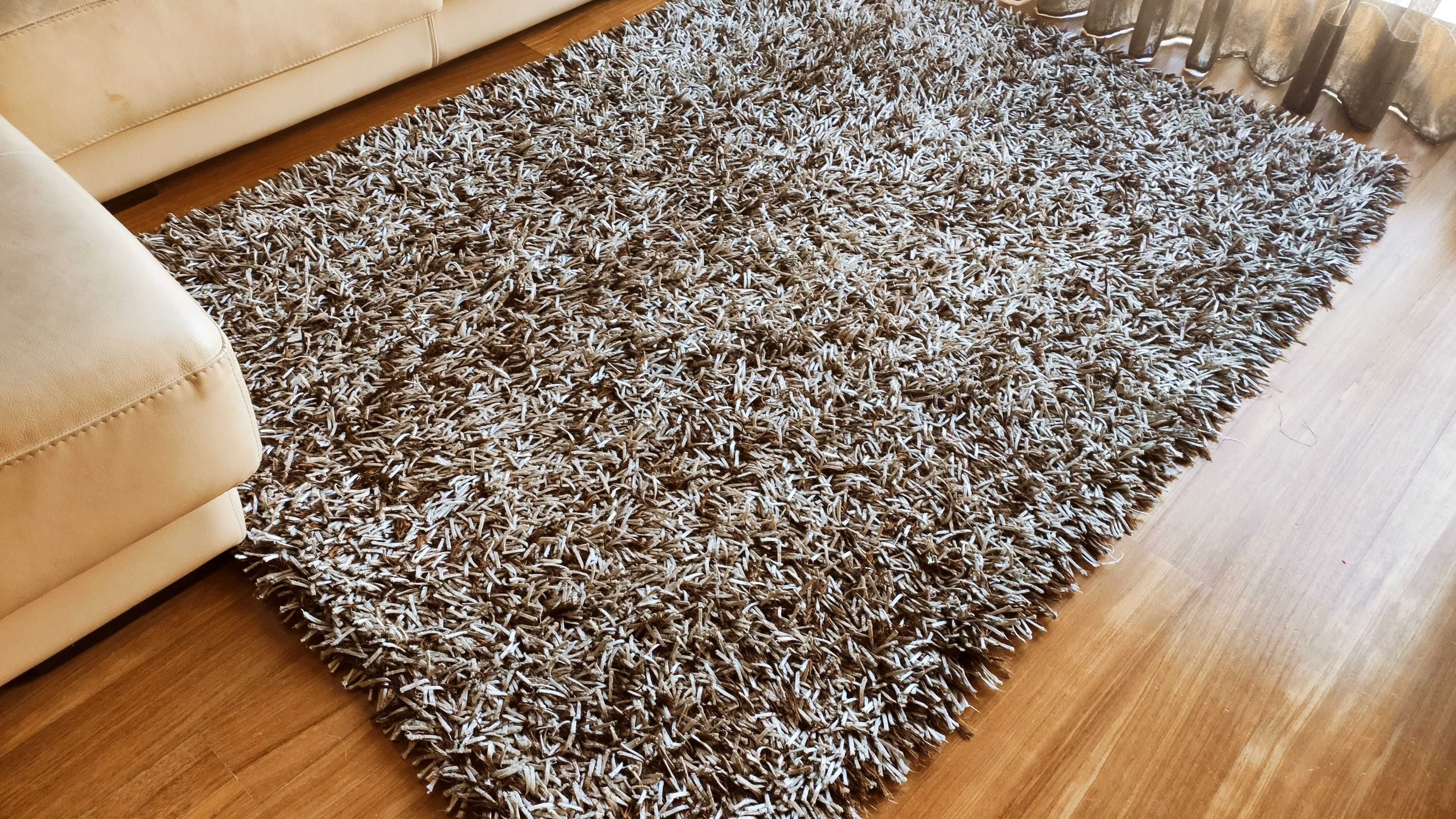 Carpete / Tapete castanha como nova 195cm X 140cm