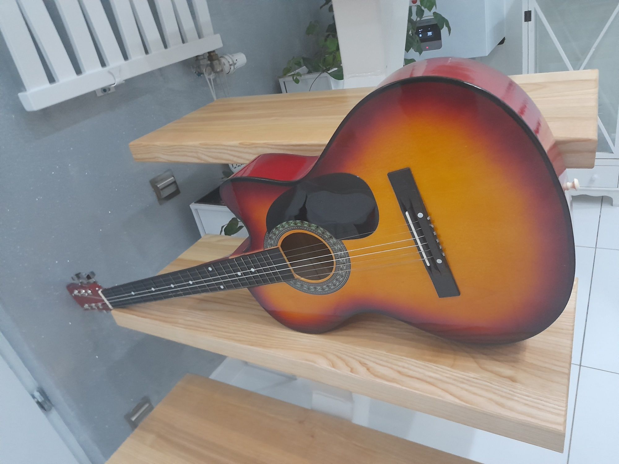 Gitara akustyczna Castelo G3 rozmiar 4/4 kolor podpalany