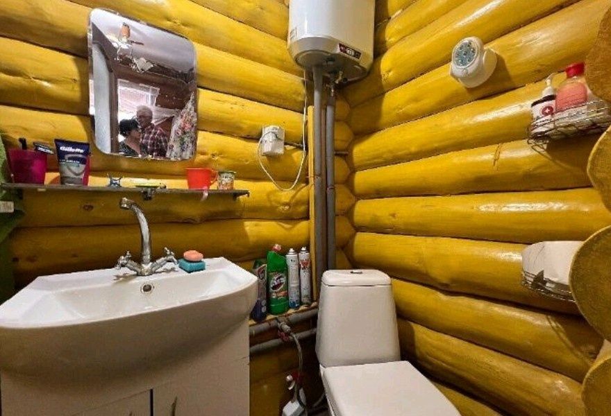 Продам небольшую усадьбу на Корбутовке!