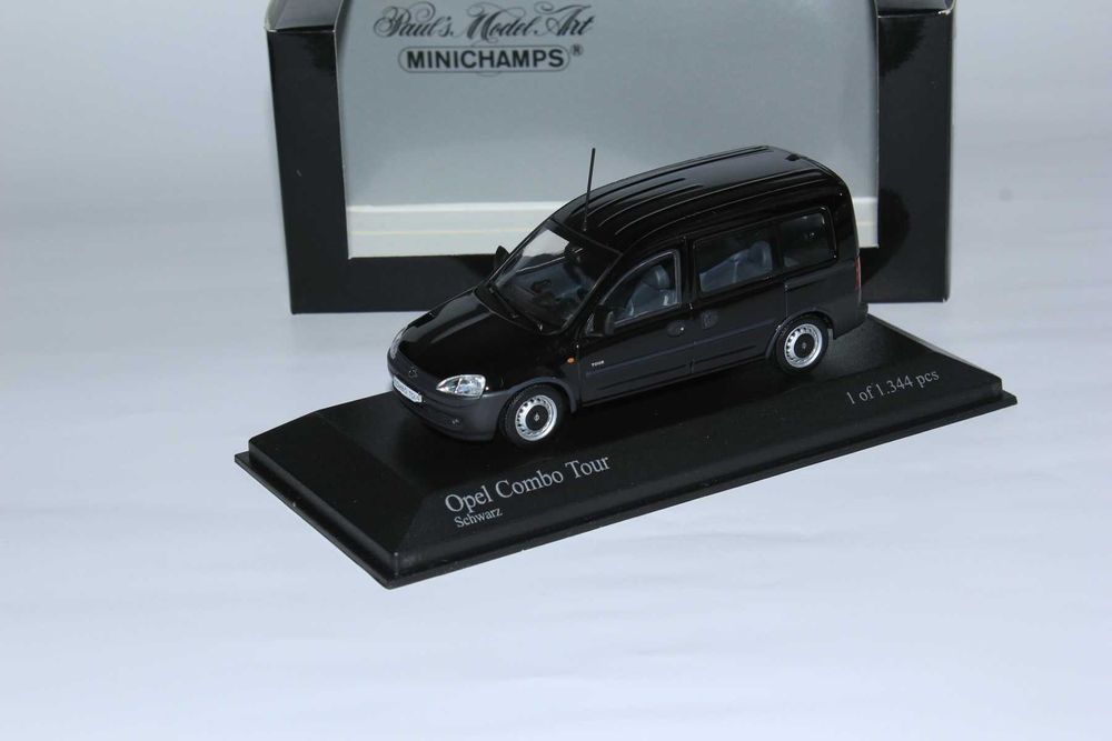 Model Opel Combo Tour 2002 Kombi 1:43 Minichamps