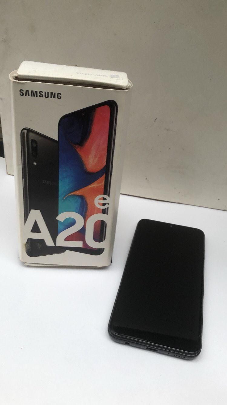 Telemóvel Samsung A20