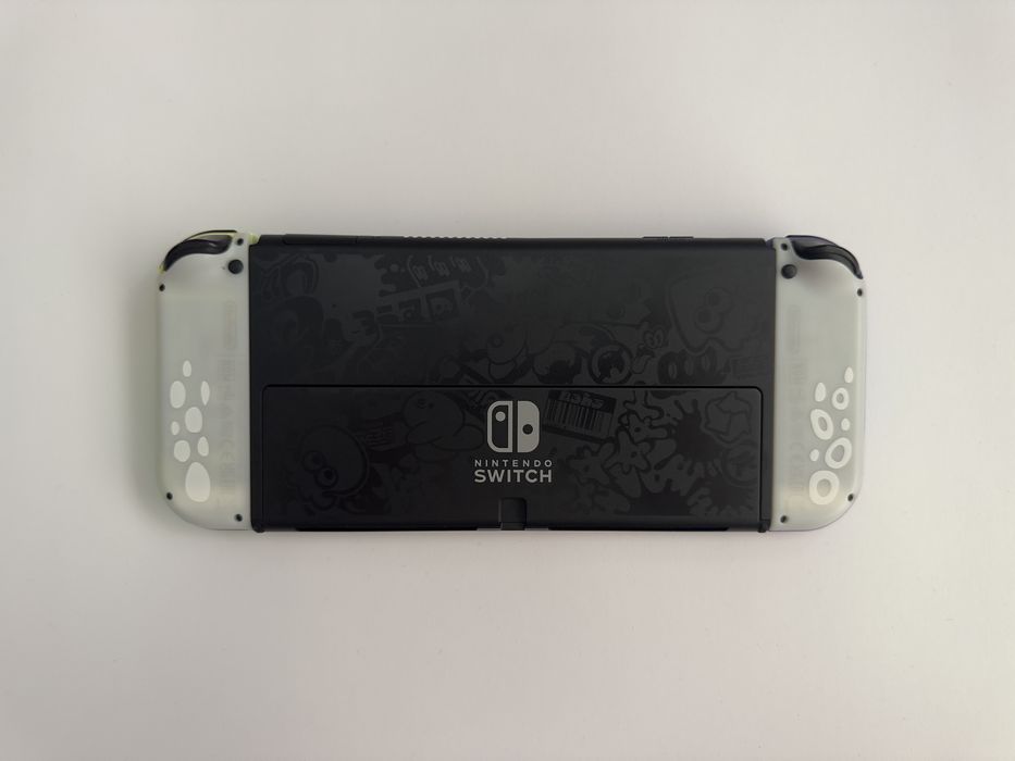 Nintendo Switch OLED Splatoon 3 Edition + 7 gier + akcesoria