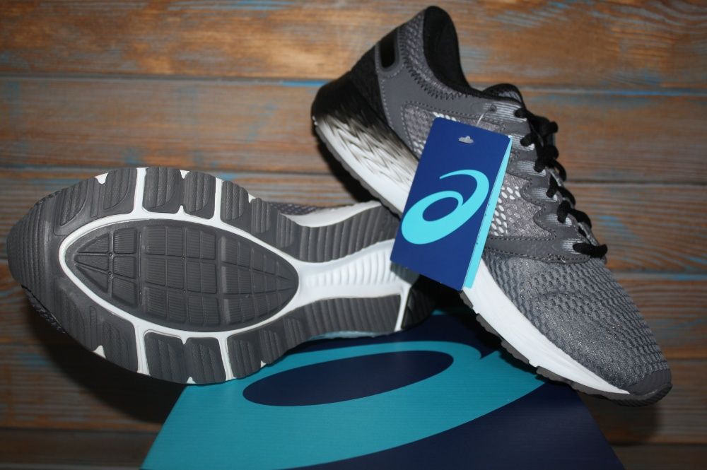 Мужские кроссовки ASICS Roadhawk FF 2 MX Running Shoe 41.5 euro