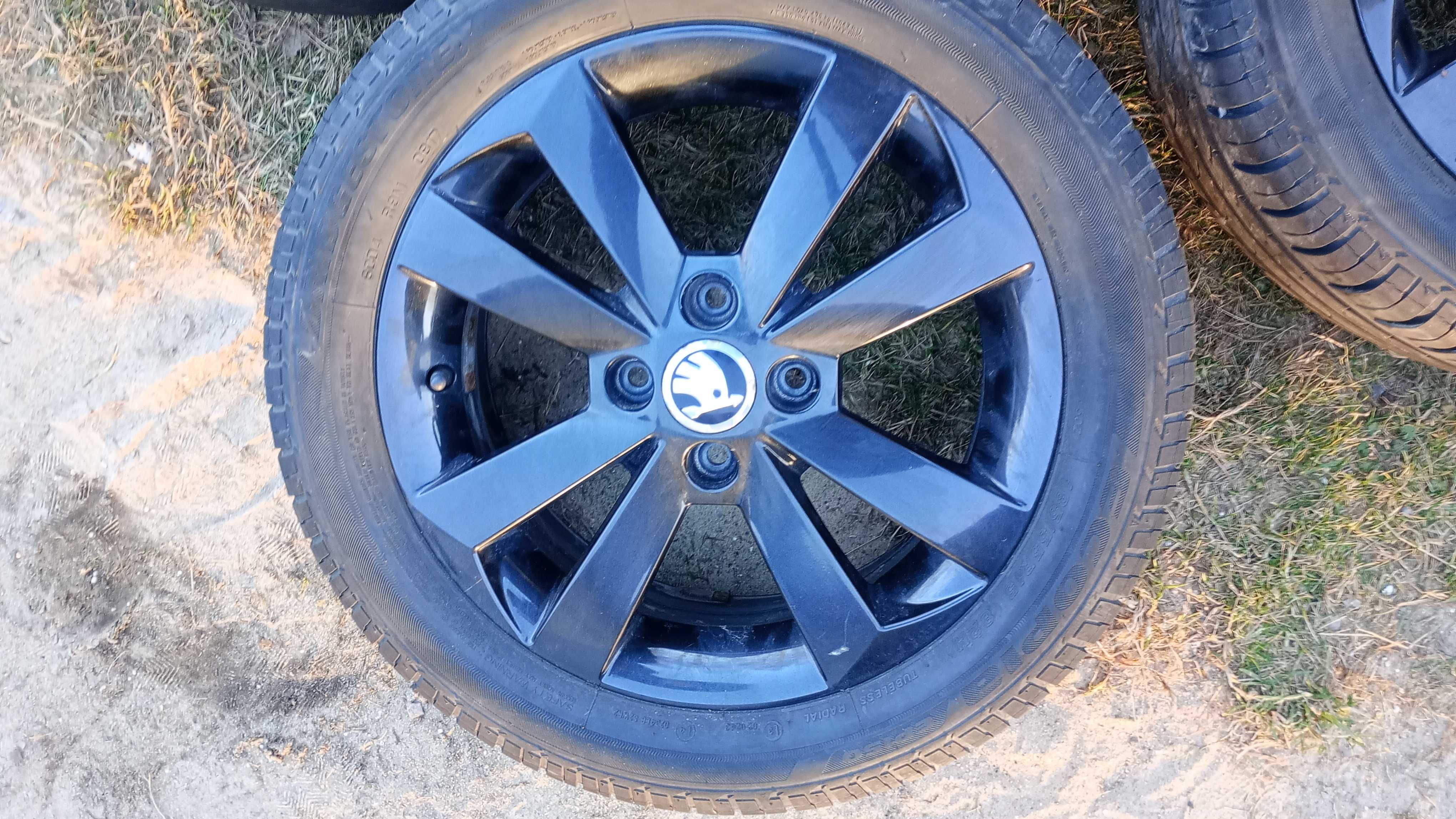 Kpl 4x felgi felga aluminowa Skoda CITIGO VW UP 4x100 5,5Jx15 ET41