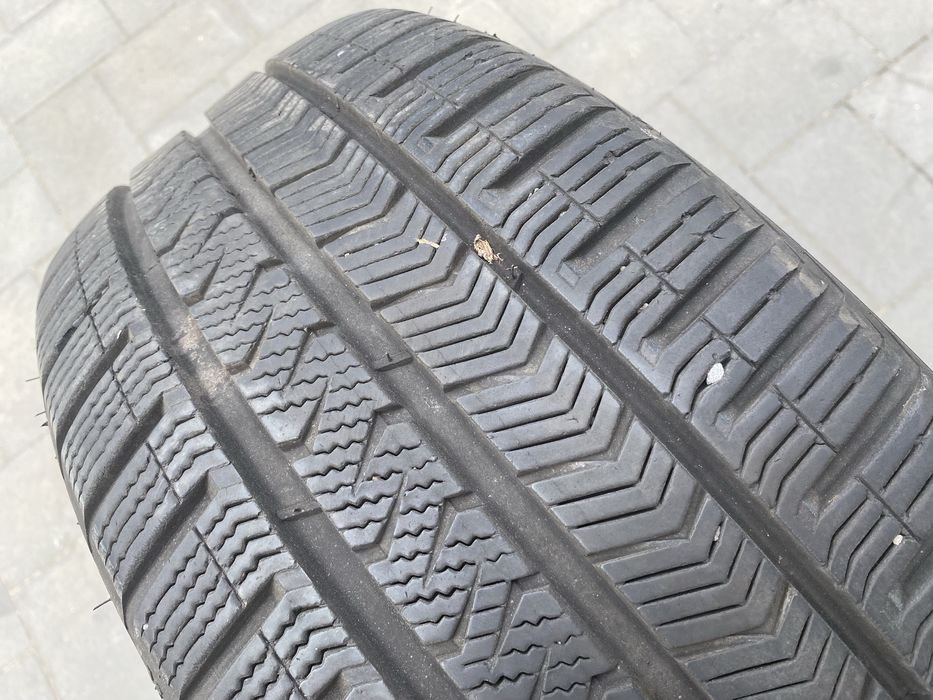 Opony wielosezonowe Vredestein Quatrac 5 215/45 R17 2szt. 2019r. 6,5mm