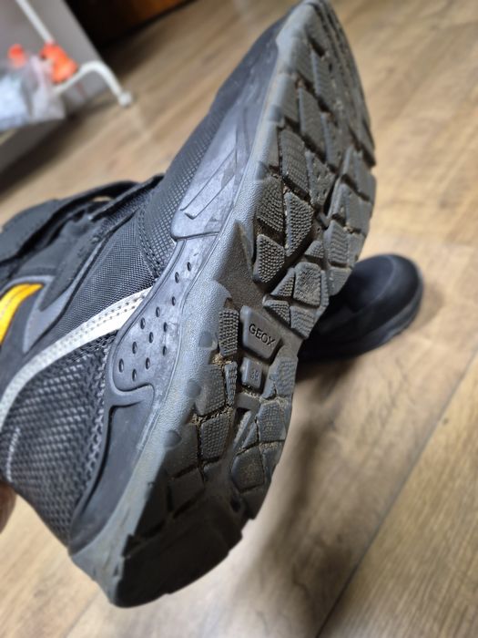 Śniegowce GEOX R. 39 Buty Zimowe dla Chłopca Cieple na Rzepy Obuwie