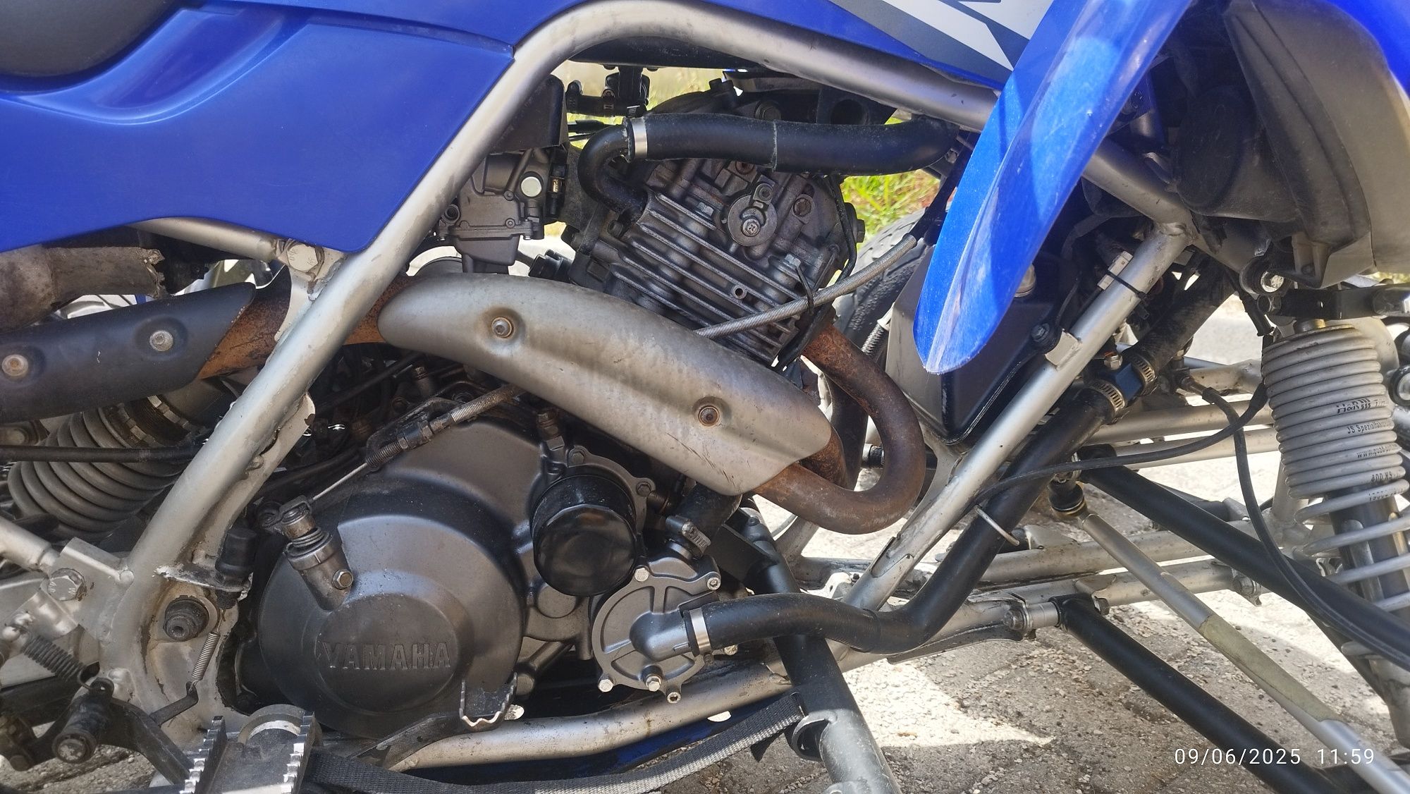 Yamaha raptor 660R