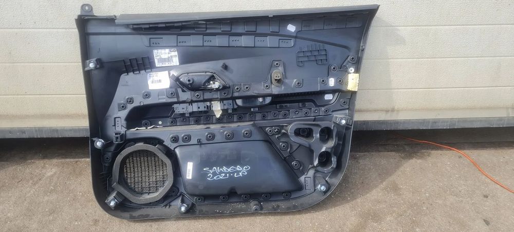 Dacia Sandero Iii Stepway Boczek Drzwi Lewy przód Europa 2021 R