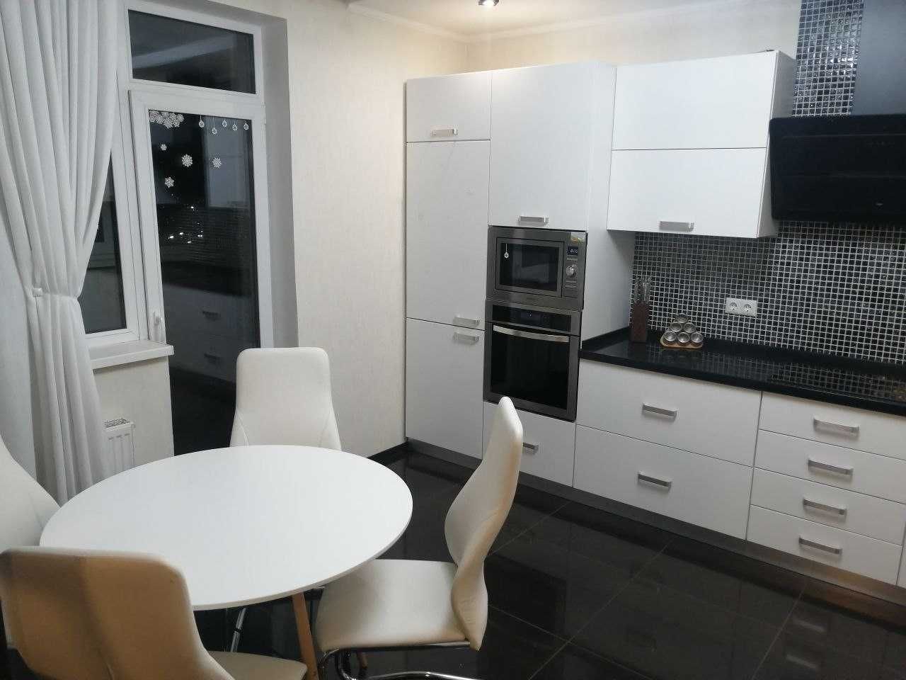 Оренда квартири в ЖК Friendly House вул. Аболмасова 4а