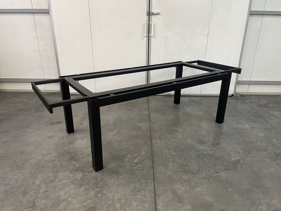 Stelaż rozkładany do stołu