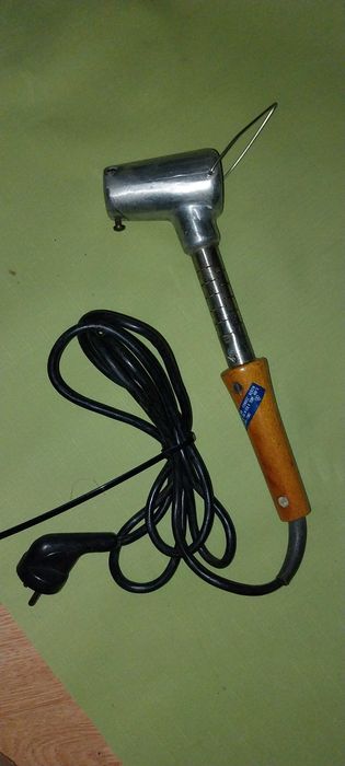 Lutownica kolbowa grzałkowa .