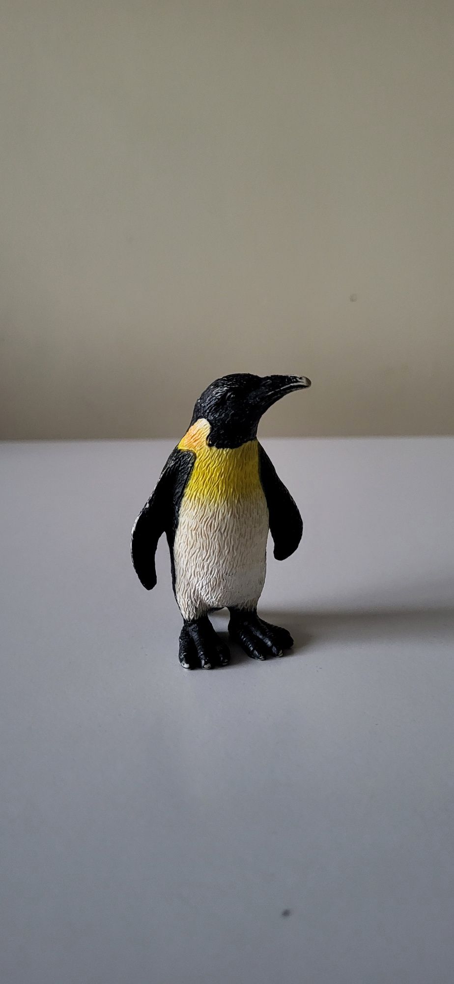 Hartung pingwin figurka model wycofany