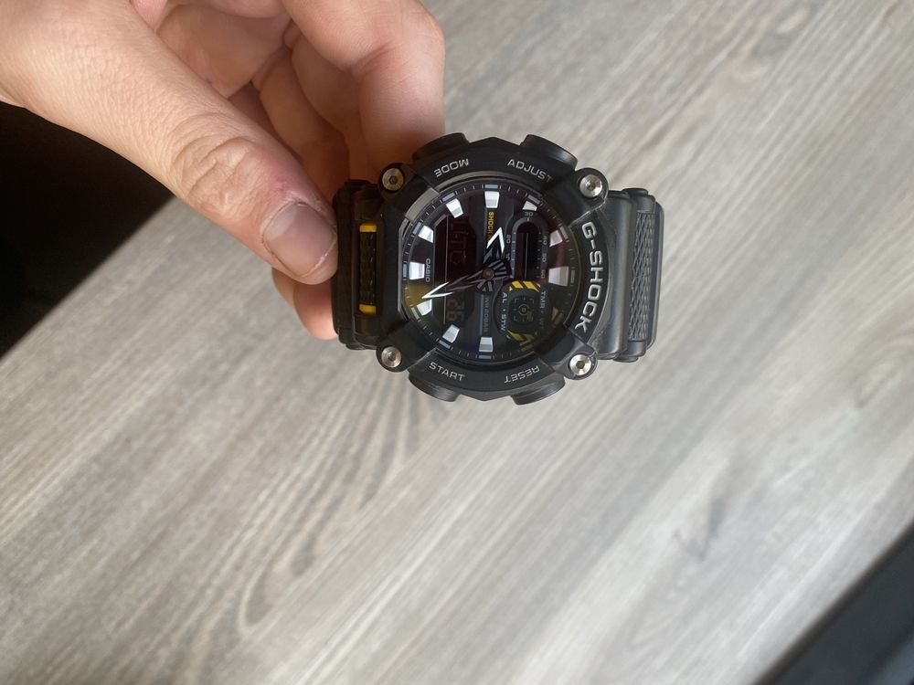 Годинник Casio G-Shock GA-900-1AER