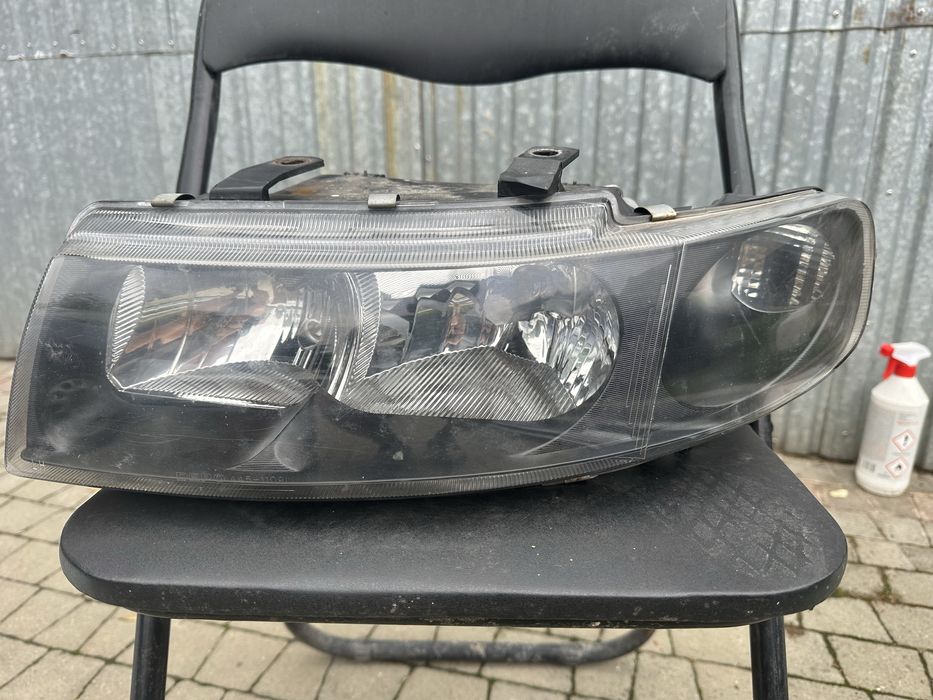 Lampy przod Seat Leon 1M