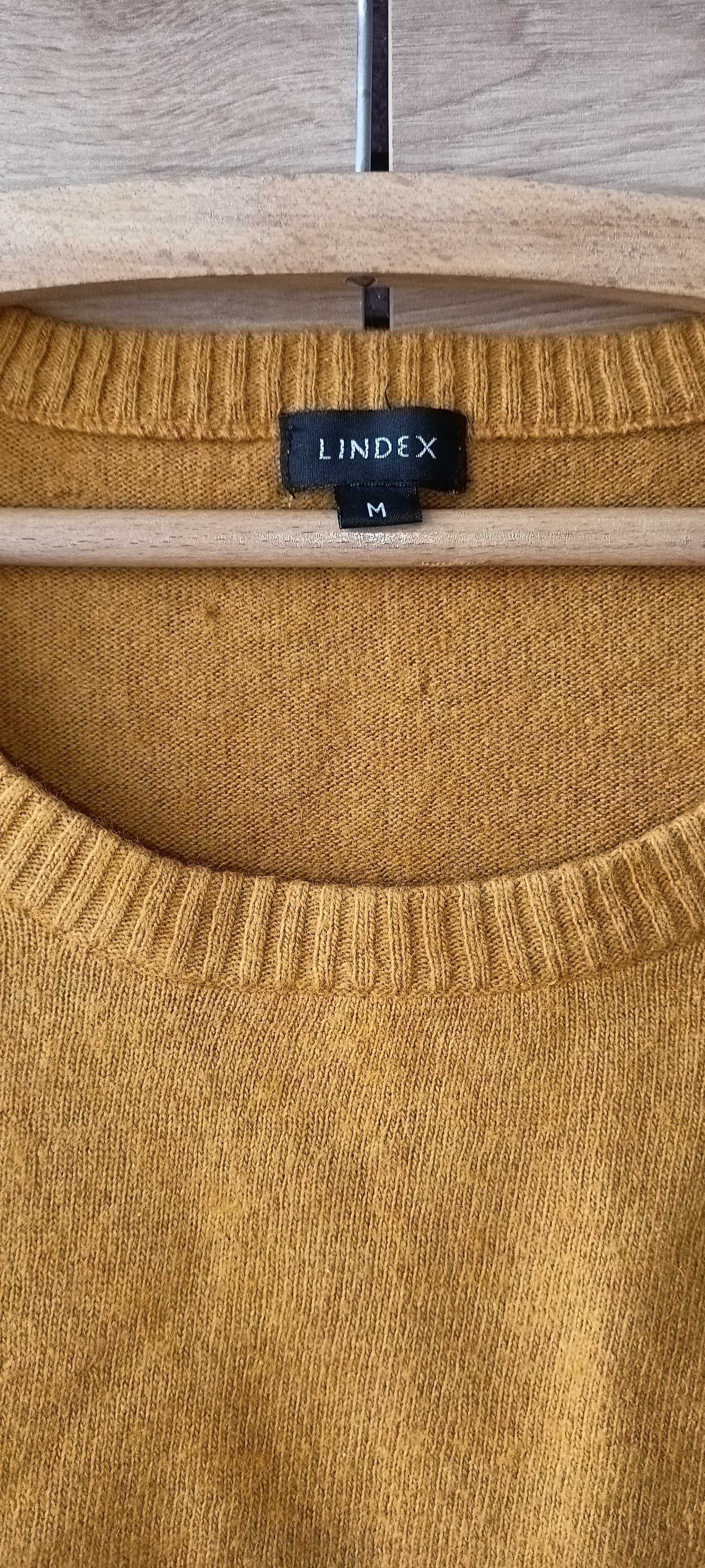 Ciepły musztardowy sweter