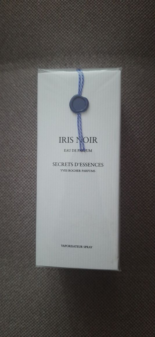 Yves Rocher Iris Noir, Ив Роше Черный Ирис