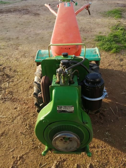 Motocultivador agria