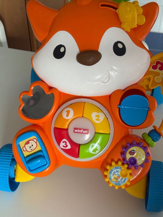 Andador de bebê em ótimo estado