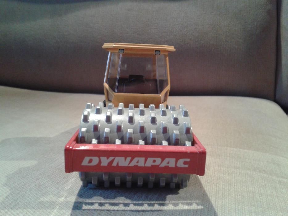 Vendo miniatura Joal - Cilindro Dynapac CA512