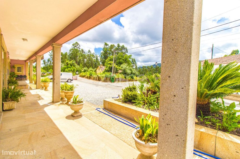 Edificio Habitacional+ Lojas+Escritórios