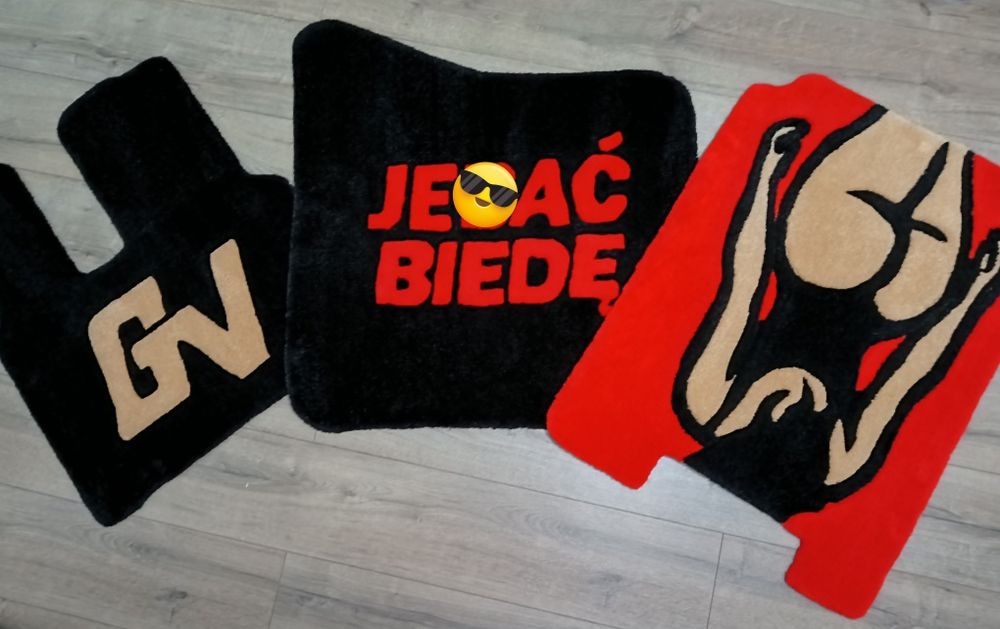 Komplet dywaników  do auta