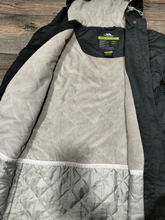 Парка жіноча  trespass