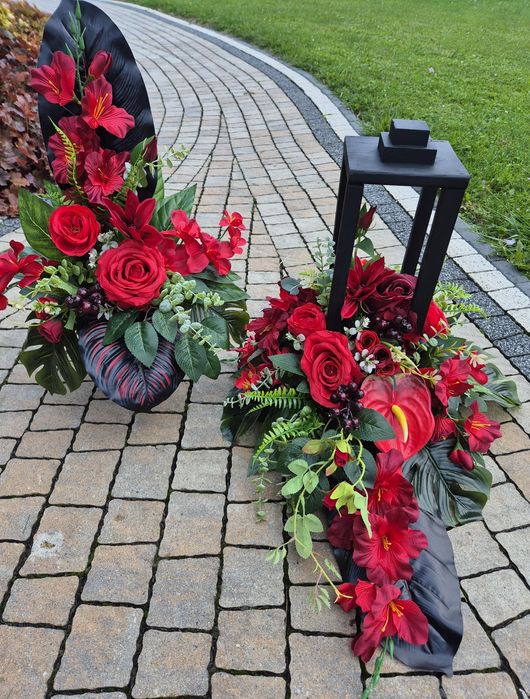 Komplet nagrobny kompozycja na grób wszystkich czarny lampion stroik