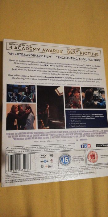 Blu ray do filme "Room" (portes grátis)