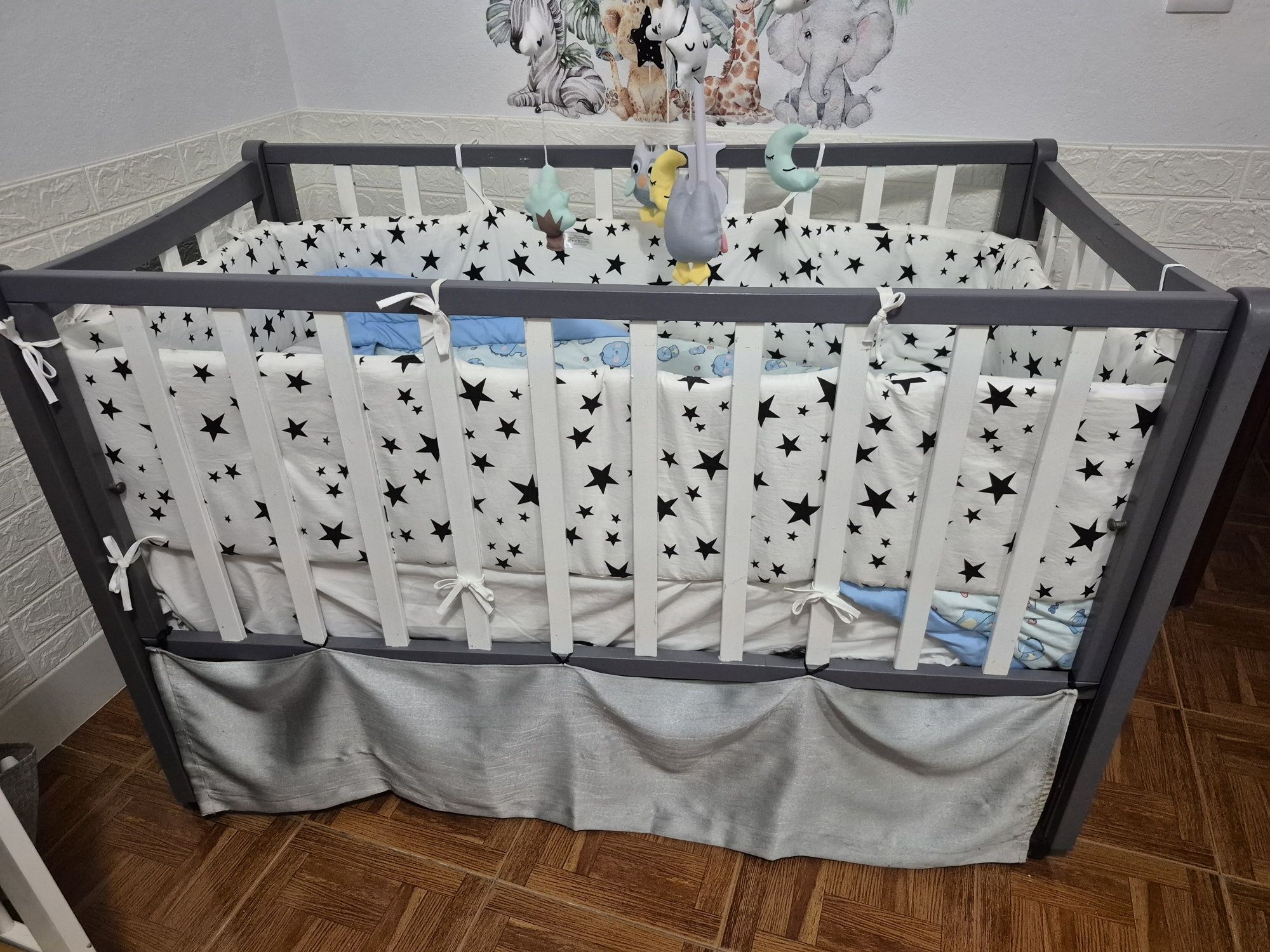 Cama bebé com 2 gavetas