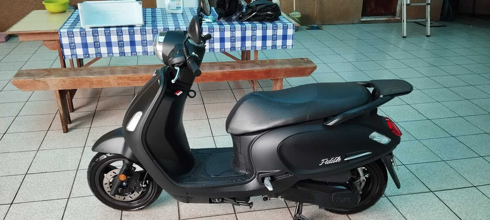 Scooter fiddle 125 cilindradas