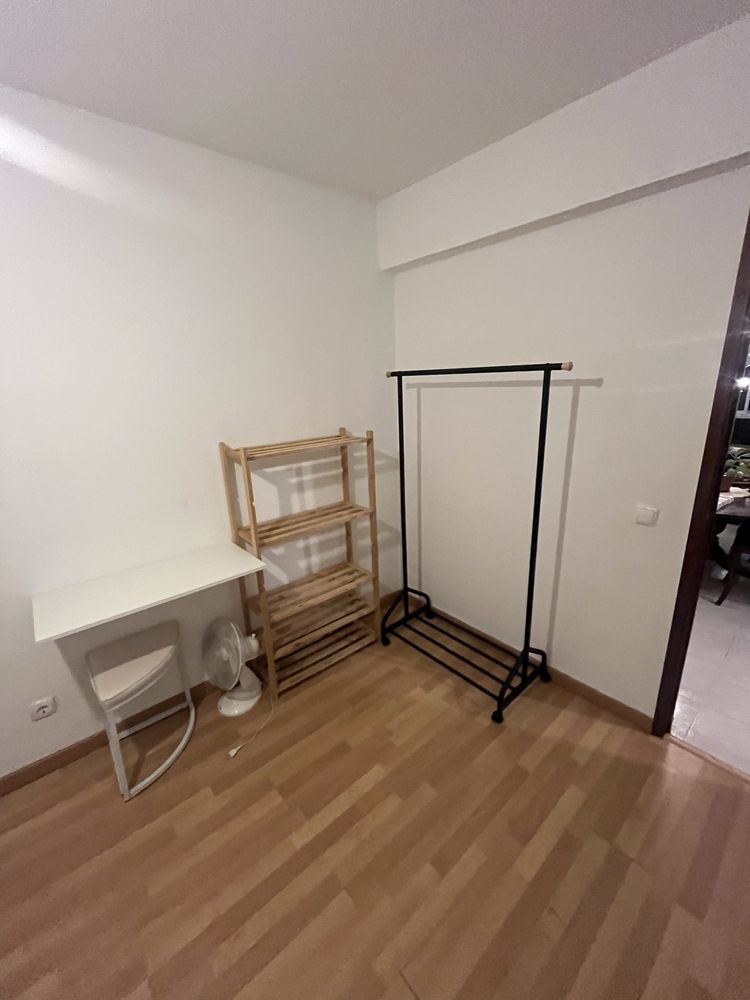 Quarto em Benfica