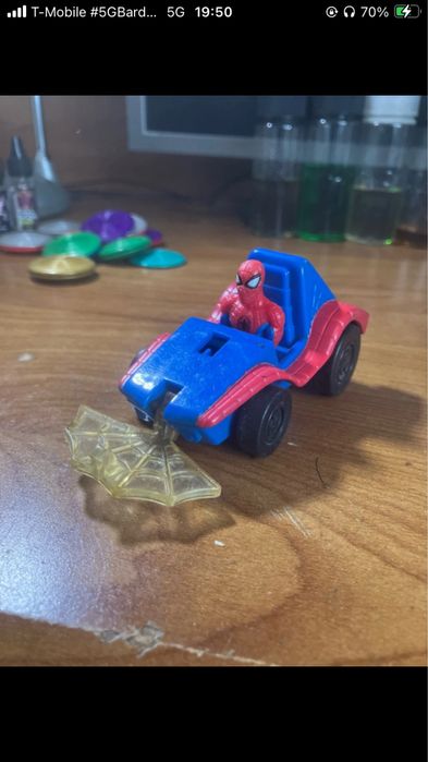 Samochodzik zabawka z 1996 roku-Spiderman,Marvel,stan bardzo dobry