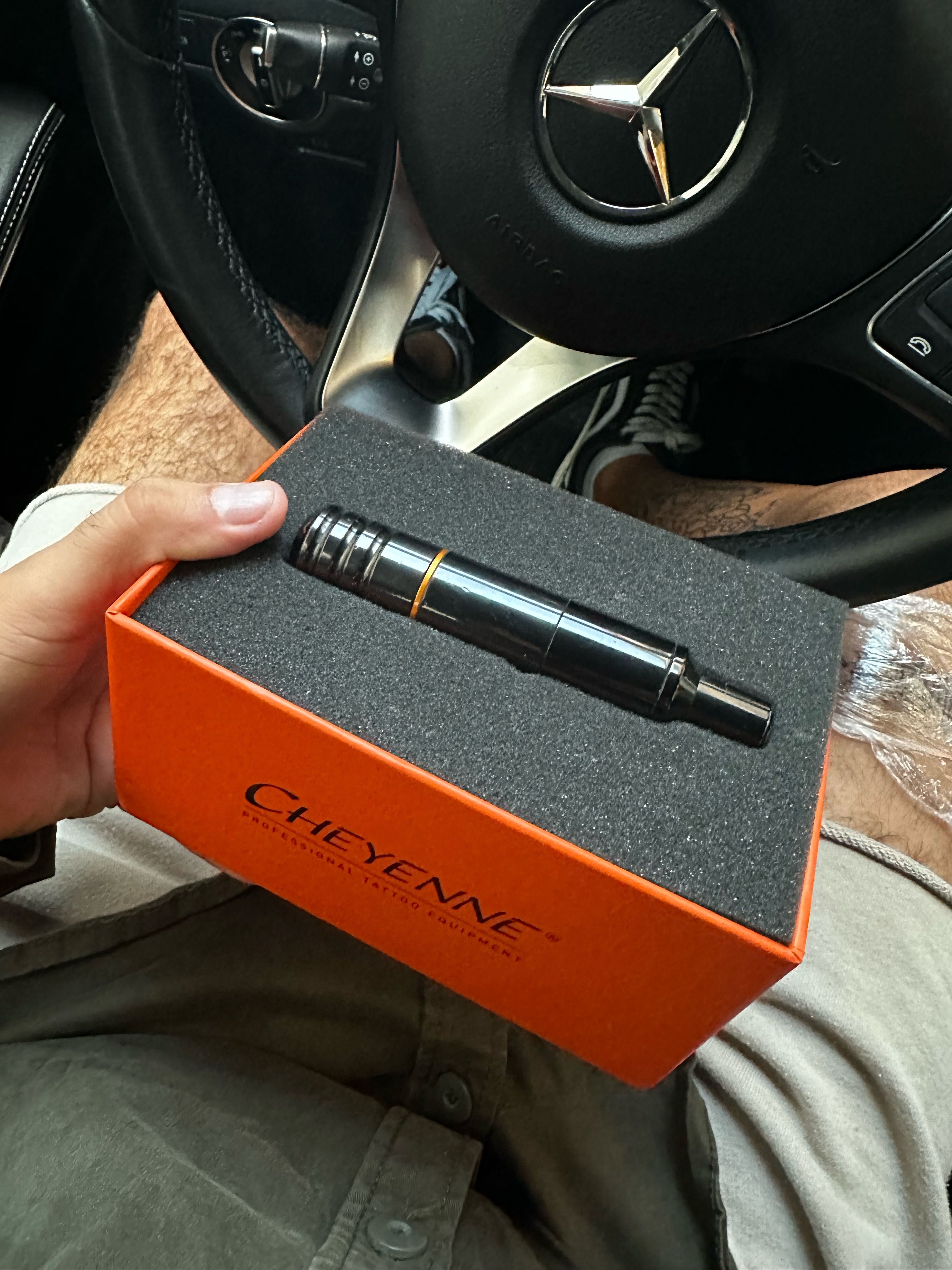 Vendo cheyenne + fonte critical s / fio
