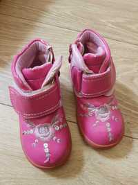 Обувь детская на девочку 23 размер ботиночки (весна, осень)