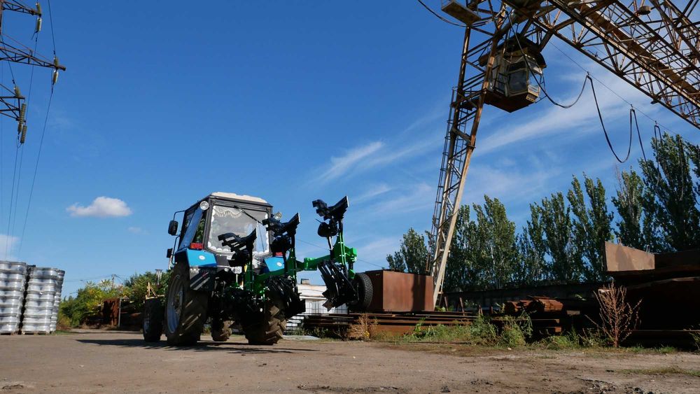Плуг оборотний Велес Агро ПОН-2-35+1
