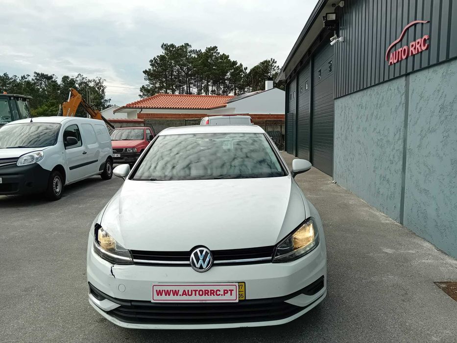 VW Golf VII 1.6 tdi - Nacional ( pequeno sinistro )