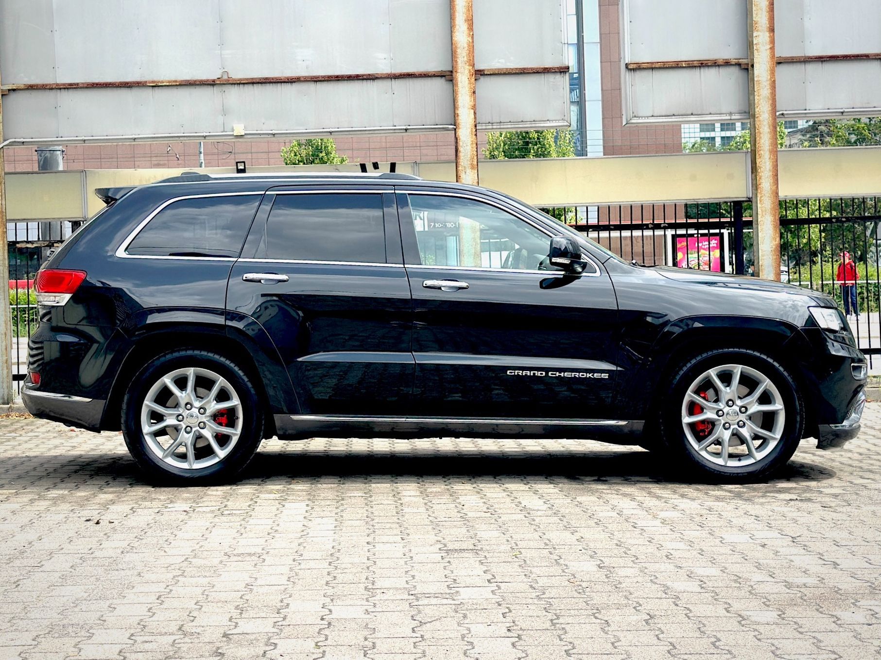 Jeep Grand Cherokee JGC Summit z Polskiego Salonu, Bezwypadkowy, ACC, Pneumatyka, LPG