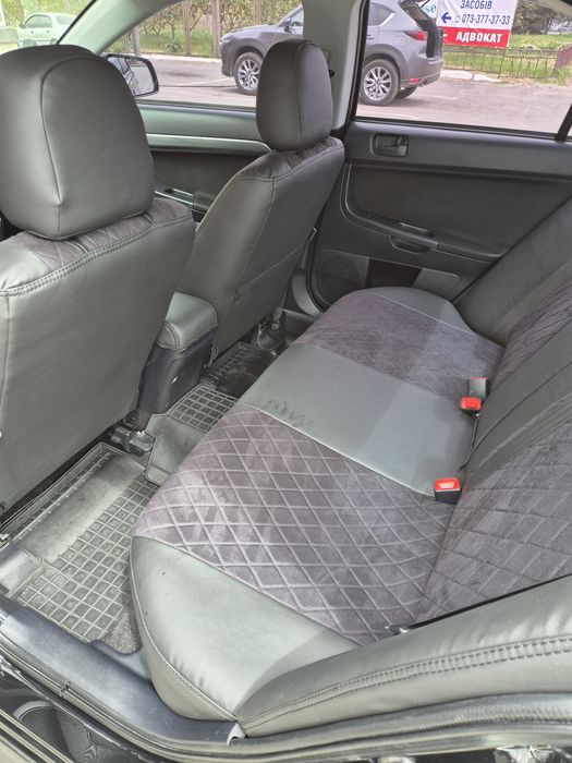 Продам Mitsubishi Lancer