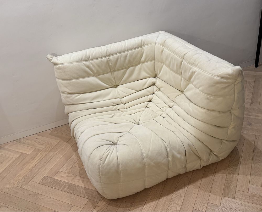 Fotel Togo Ligne Roset Narożnik sofa Eggshell