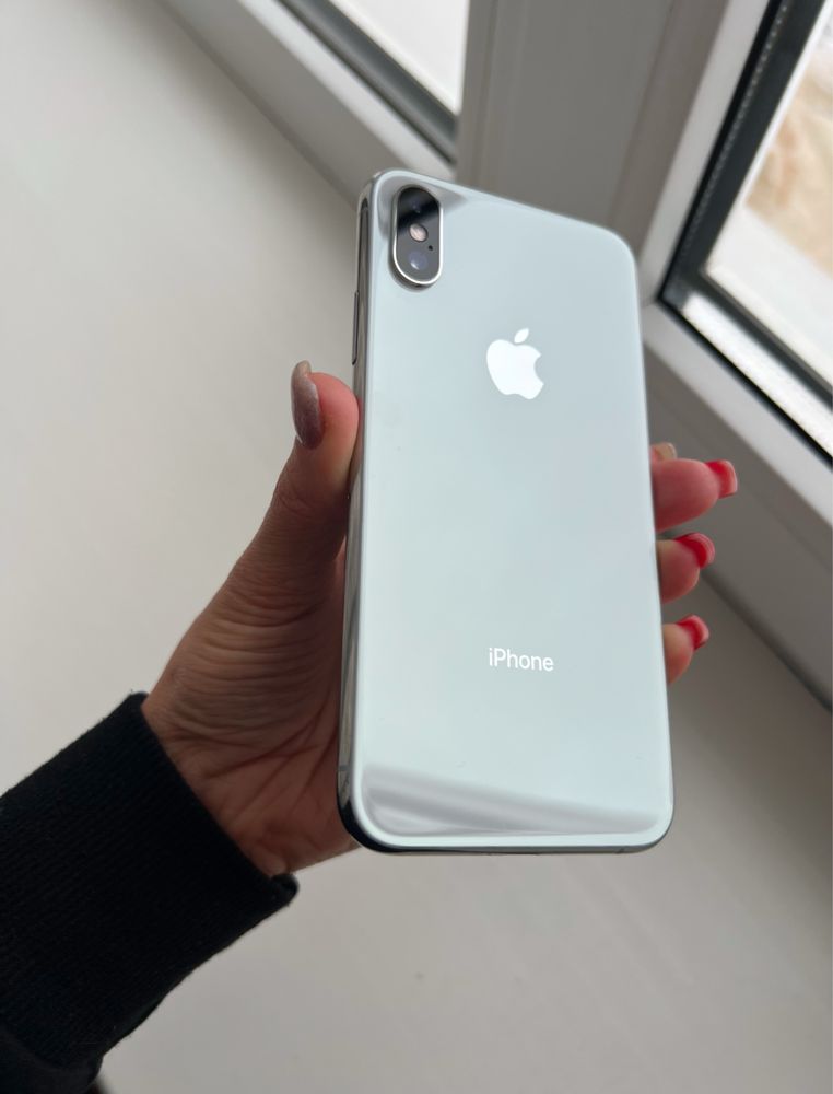 Iphone XS 64GB (Silver)