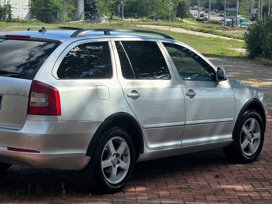 Skoda Octavia 2009г.в. 1.9 турбодизель, полный привод