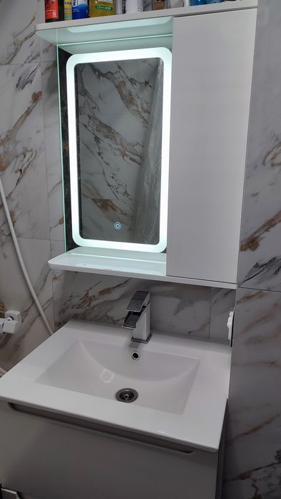 Рукомийник з тумбою 60*50 см. Підвісний