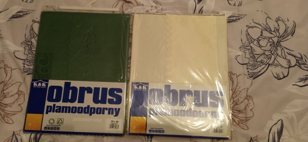 Obrusy plamoodporne 80/80 nowe i używane ecru i zielone