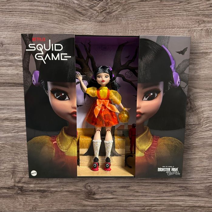 Monster High Skullector Squid Game Young-hee Doll