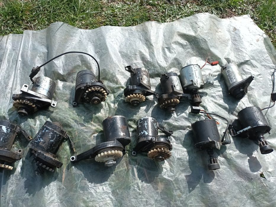 Rozrusznik silnik spalinowy