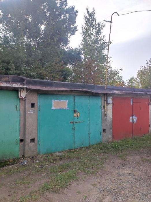 Продам гараж Рівне Автомобіліст Пмк 100