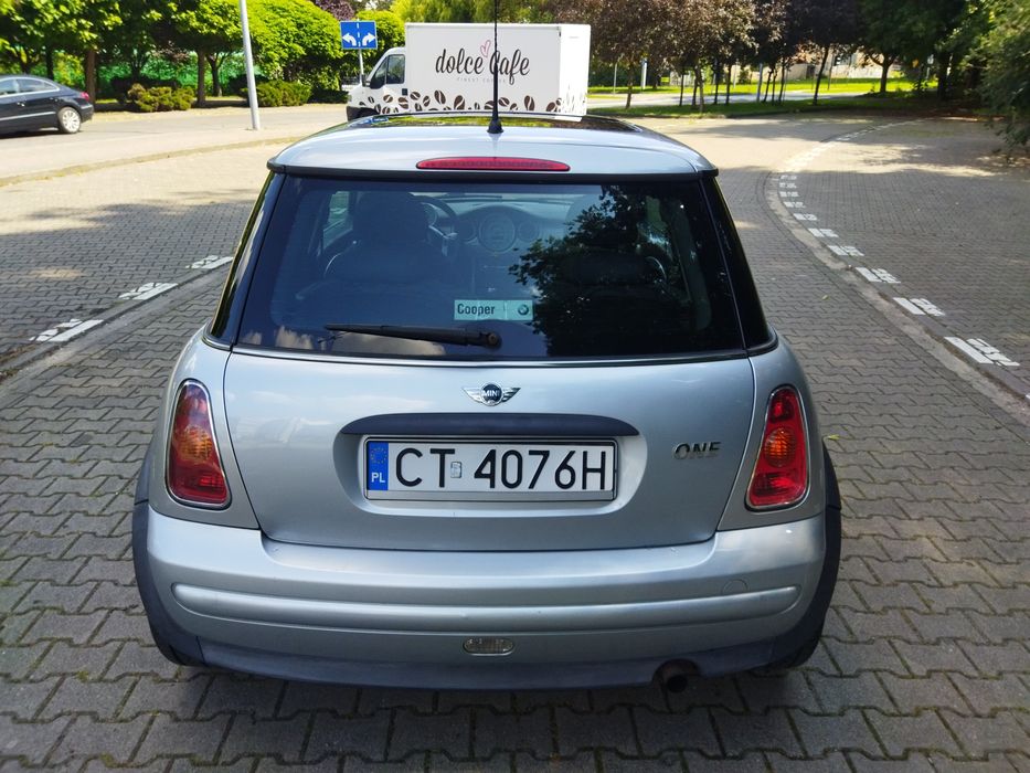 Cooper Mini One 1.6 benzyna rok 2002